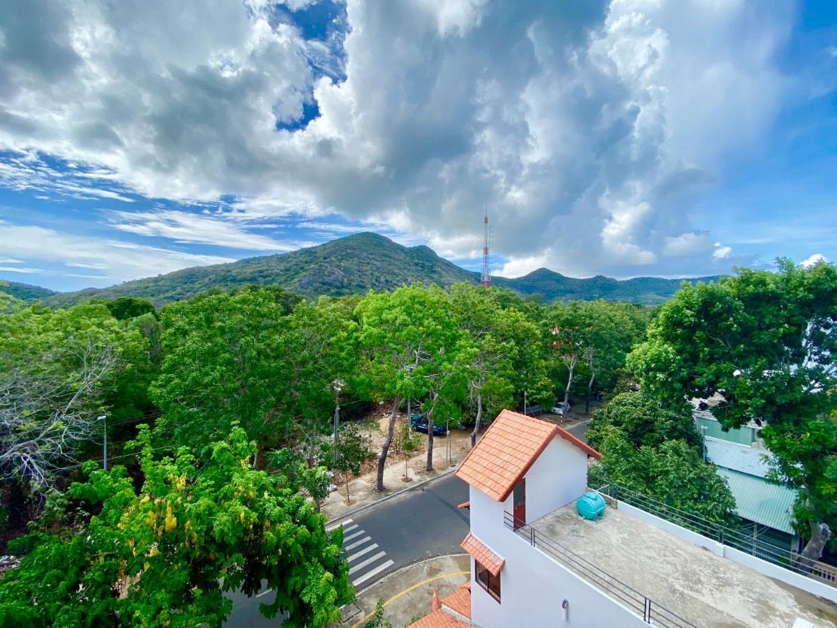 Hotel Khach San Phuc Loc An Con Dao Chi Khu Co Ong Zewnętrze zdjęcie